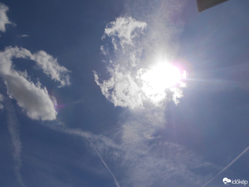 Észlelési fényképek