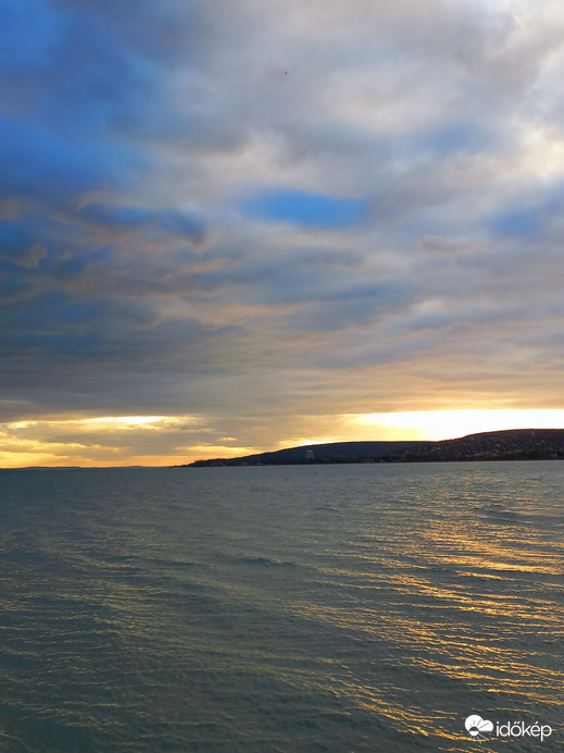 Mai Balaton a Füzfői-öbölből