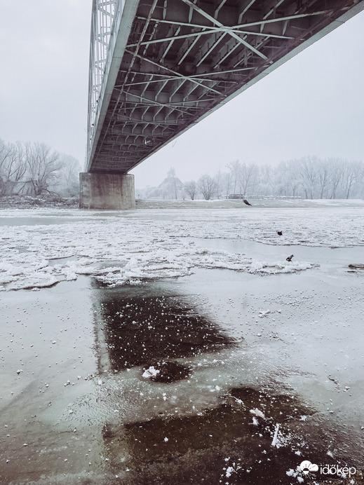 A befagyott Tisza... 6.