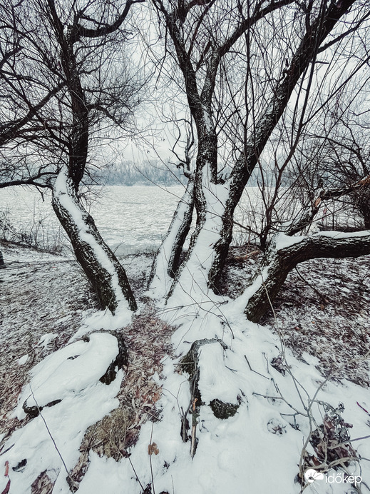 A befagyott Tisza… 2.