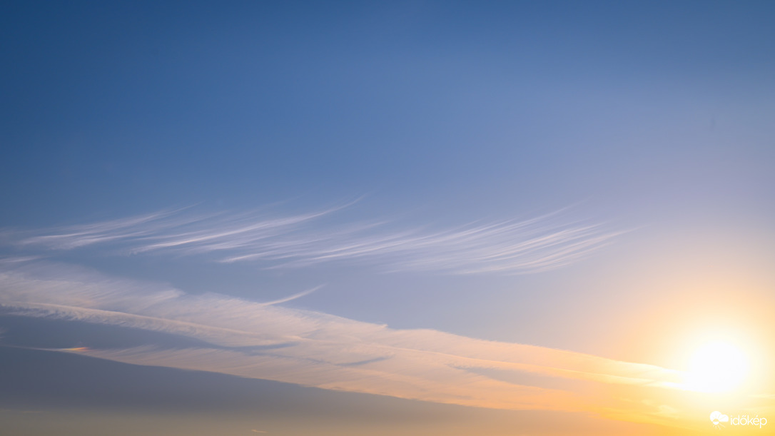 Varázslatos toll,ici pici melléknappal is