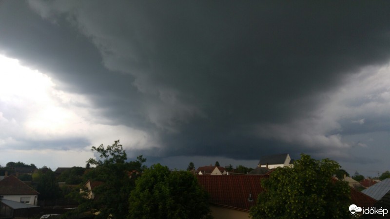 Észlelési fényképek