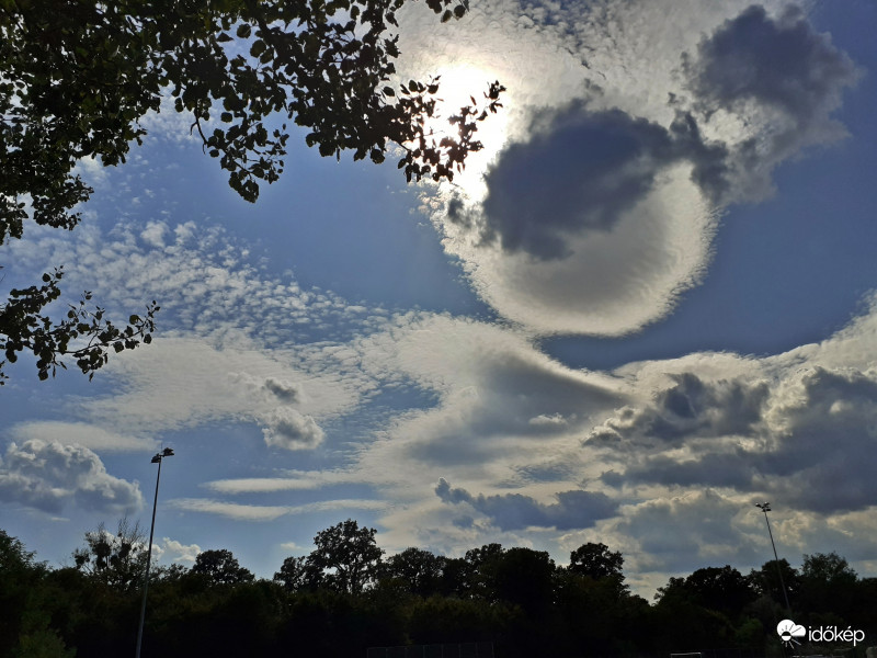 gömbfelhő