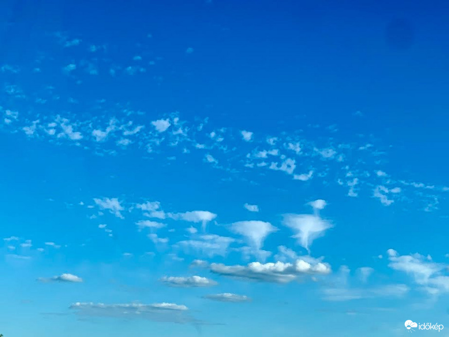 Észlelési fényképek