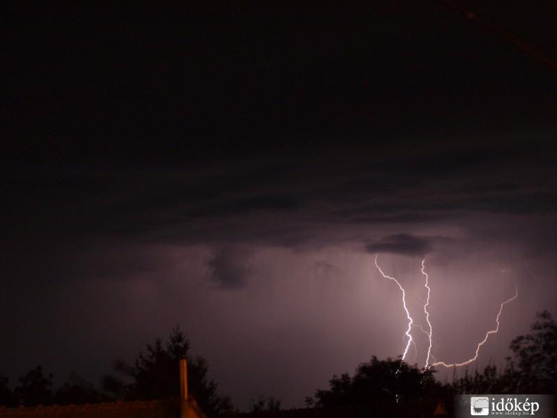 Tegnap esti lecsapó!