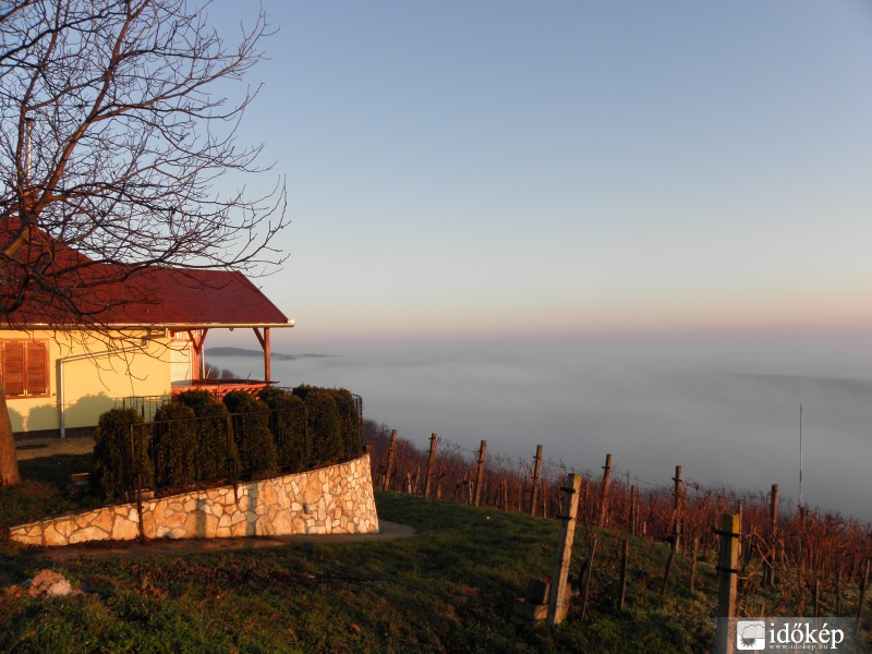 Felhők felett mindig kék az ég!