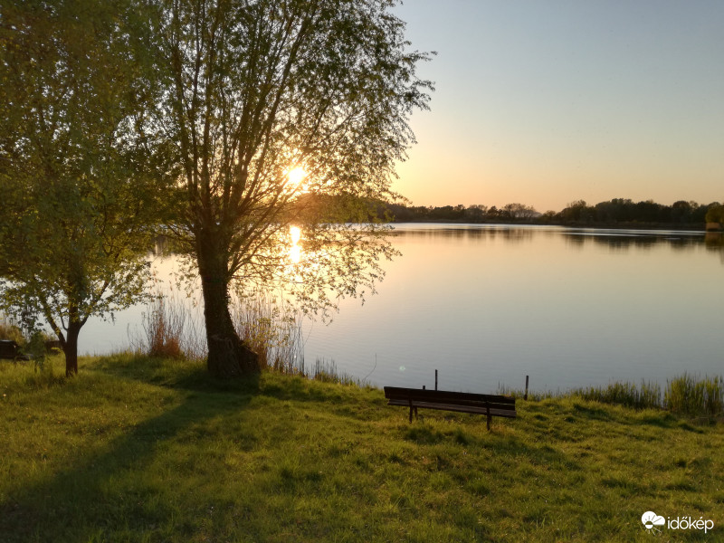 A tónál