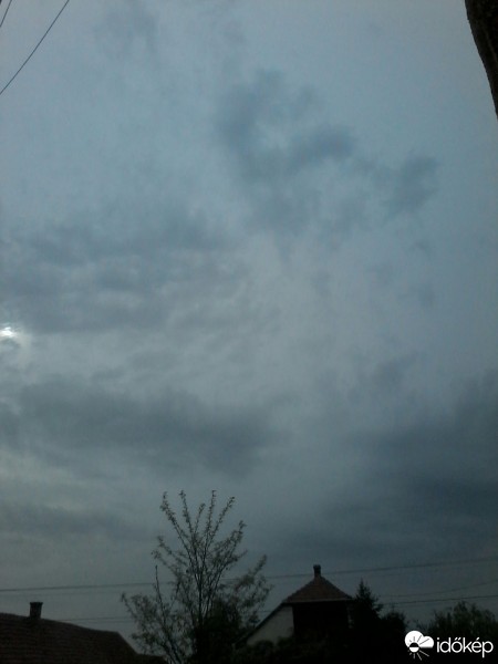 Észlelési fényképek