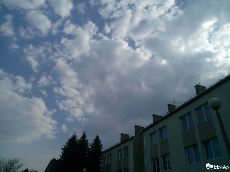 Észlelési fényképek