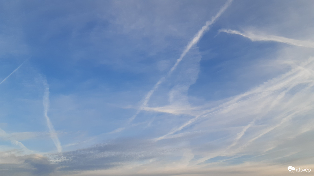 Cikk-cakk "folyosók" (eltévedtem)