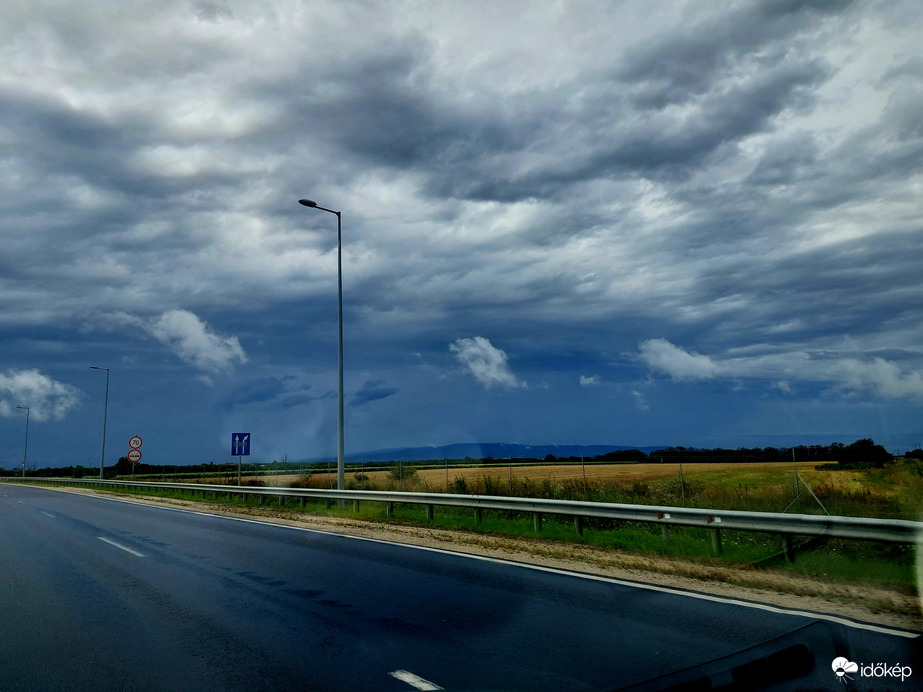 Kőszegi hegy Szombathelytől nézve