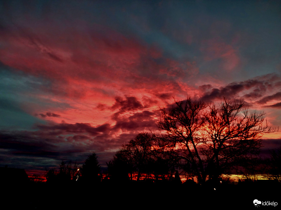 Szentestei naplemente 