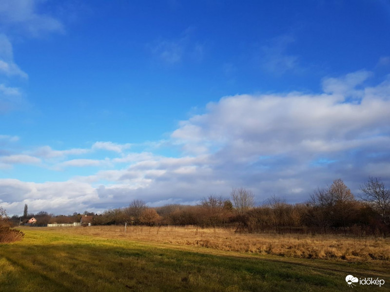 Decemberi napsütés