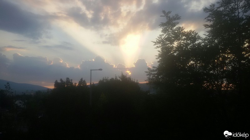 Észlelési fényképek