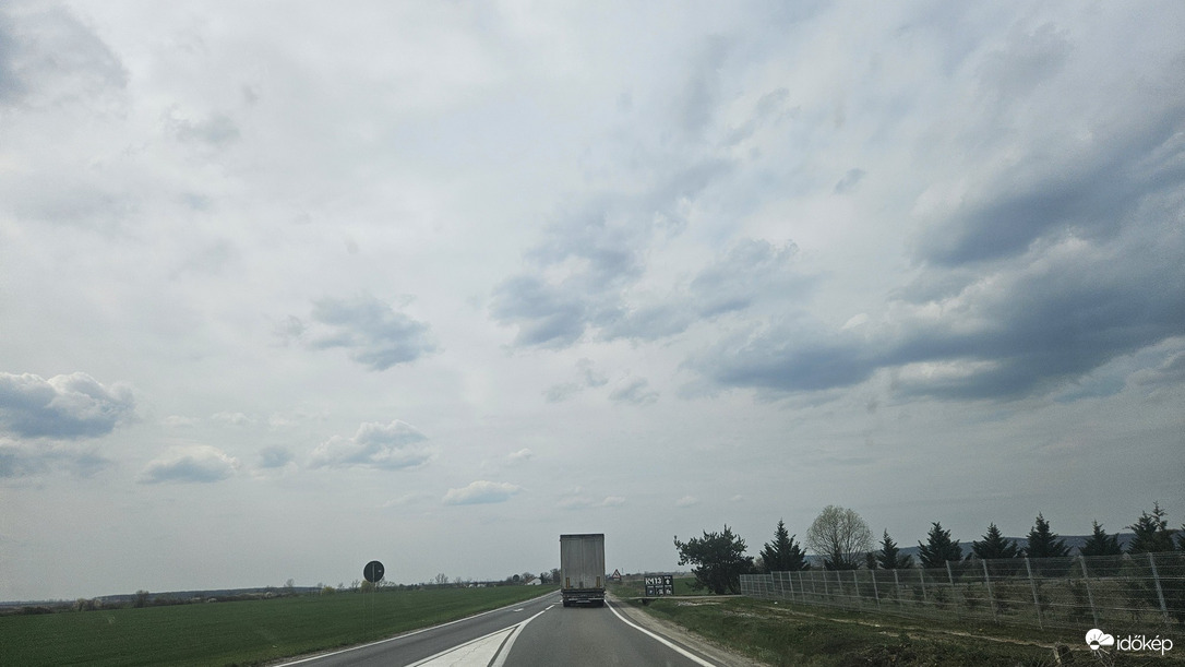 Észlelési fényképek