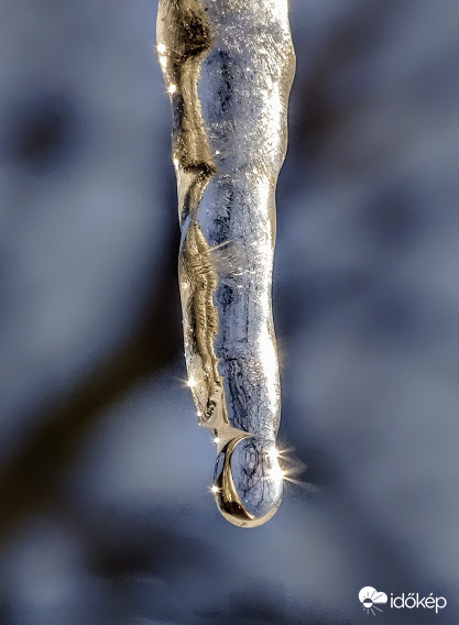 Szikrázó délelőtt.