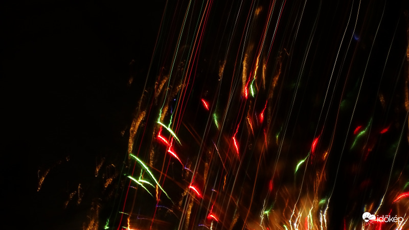 Ez lenne a mi tűzijátékunk! 
