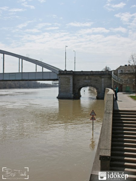 Szeged, 2013. 04. 08.