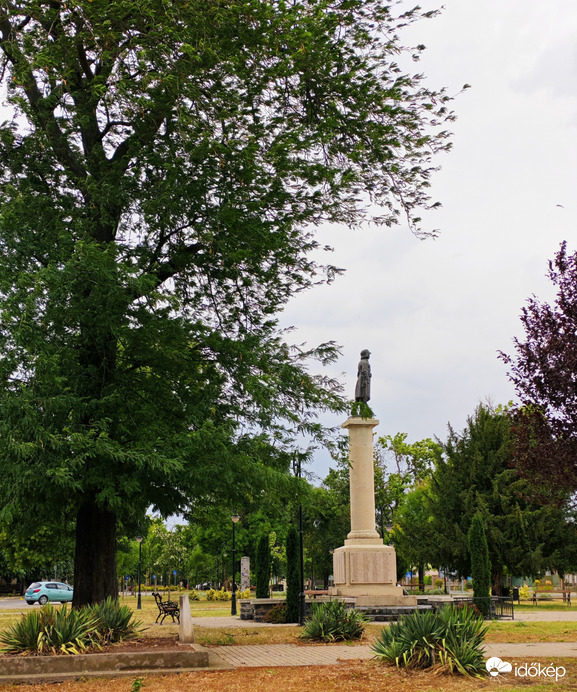 Tiszaföldvár