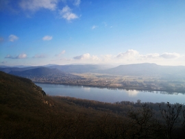 Kilátás a Burdáról a Szamár-hegy irányába