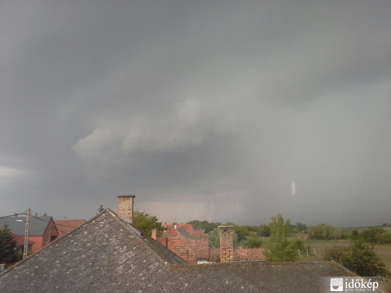 Észlelési fényképek