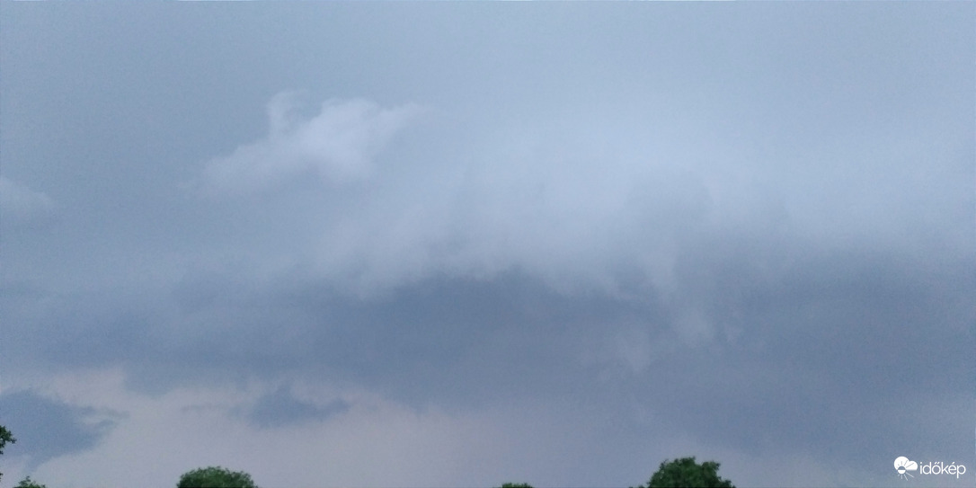 06. 23. - zivatarrendszer - 1