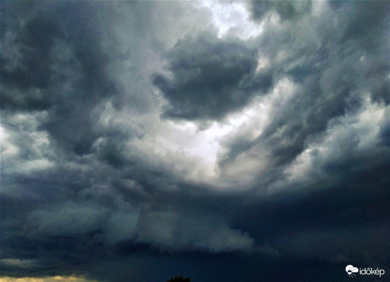 Szupercella érkezése 