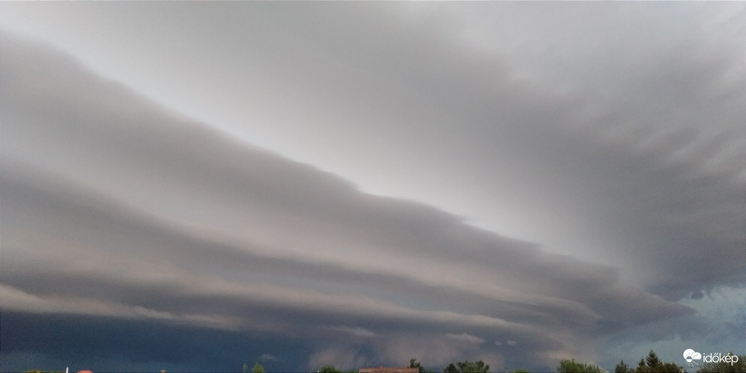 Brutális zivatarrendszer - 4