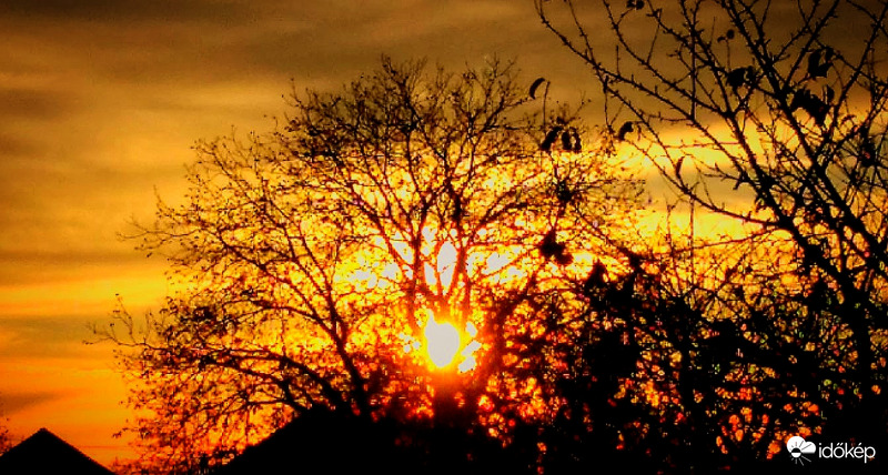 Napnyugtához közeledve