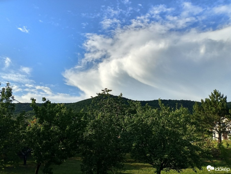 Észlelési fényképek