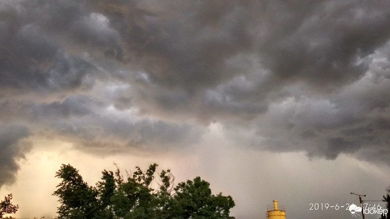 Észlelési fényképek