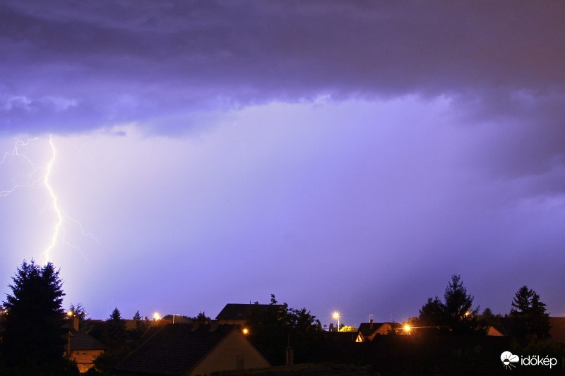 Egy brutális lecsapó.