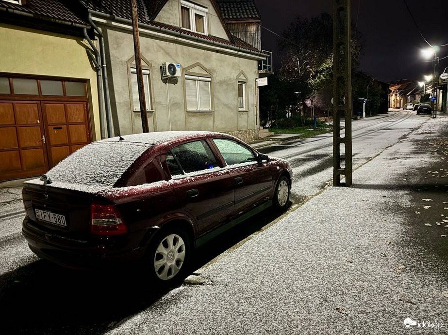 Észlelési fényképek