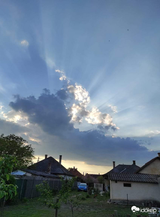 Észlelési fényképek