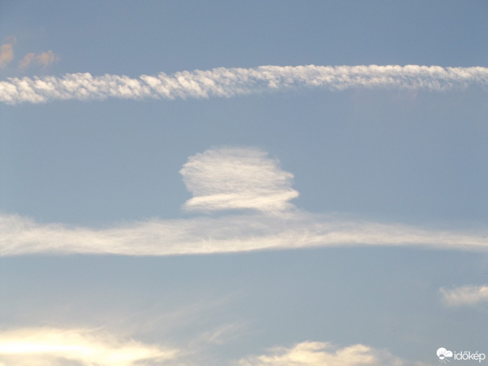 Észlelési fényképek