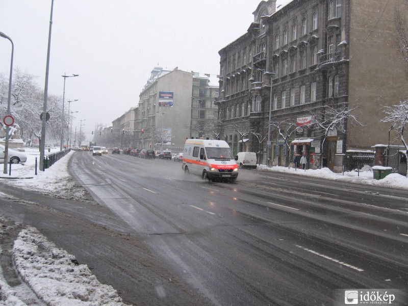 2013.03.27 08:10 Üllői út