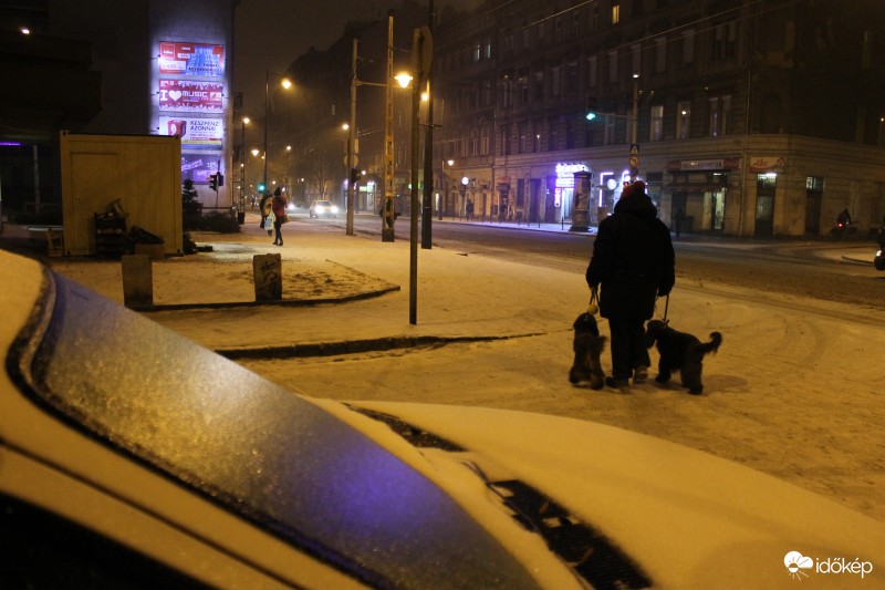 ónos eső, havas eső