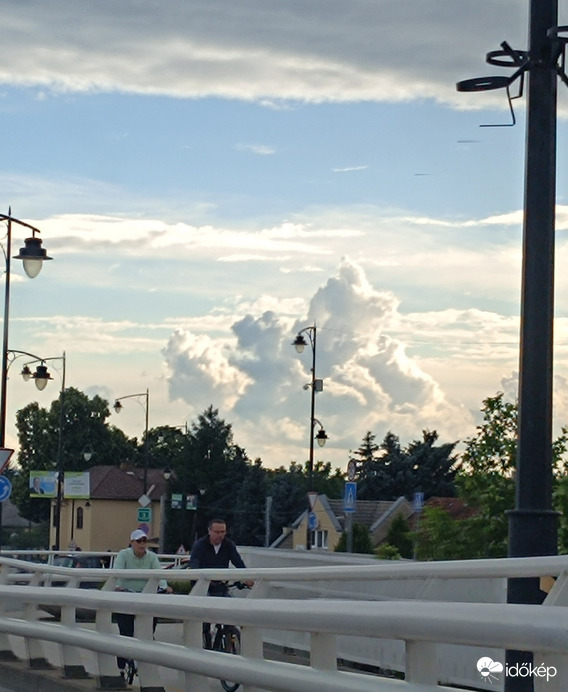 Észlelési fényképek