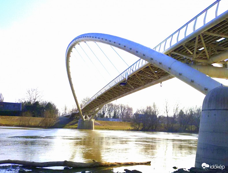 TiszaVirág gyaloghíd