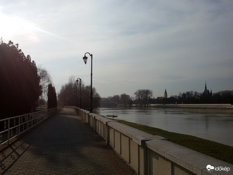 Tiszai naplemenÉs 2. 