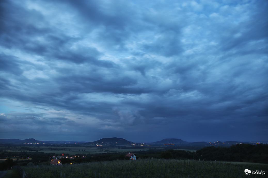 Észlelési fényképek