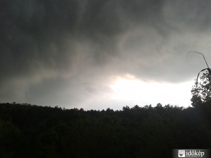 Észlelési fényképek