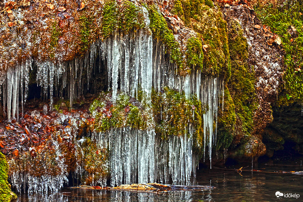 Csepegő-szikla