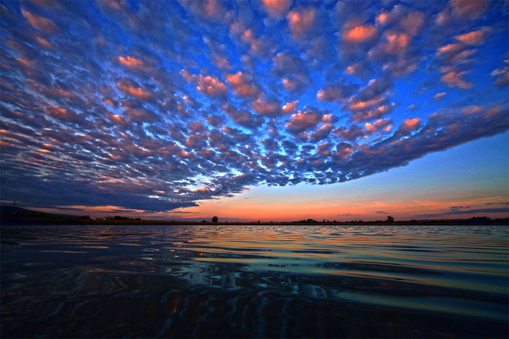 Odakint búcsúzik a nyár