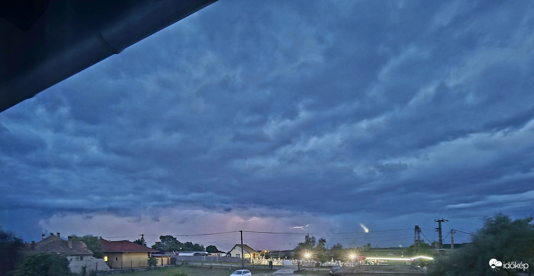 Észlelési fényképek