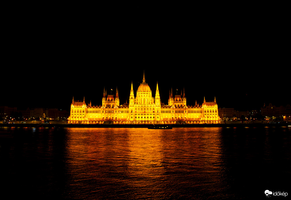 Budapest arany fényei