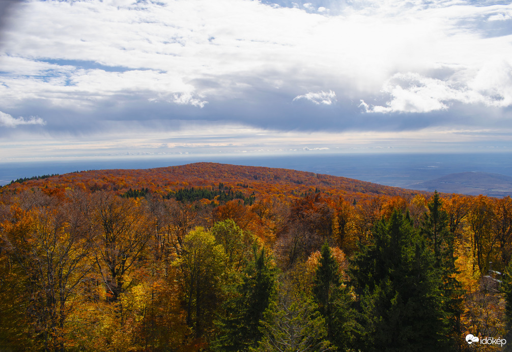 Őszi panoráma a Kékestetőről