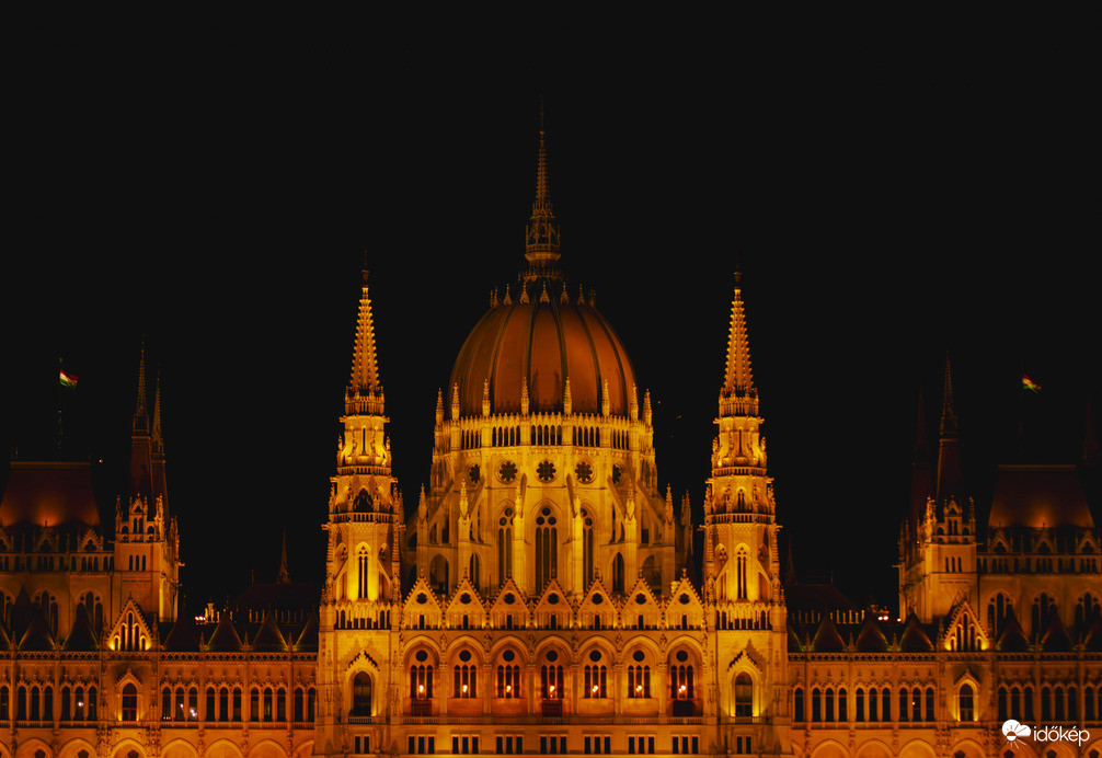 Budapest arany fényei