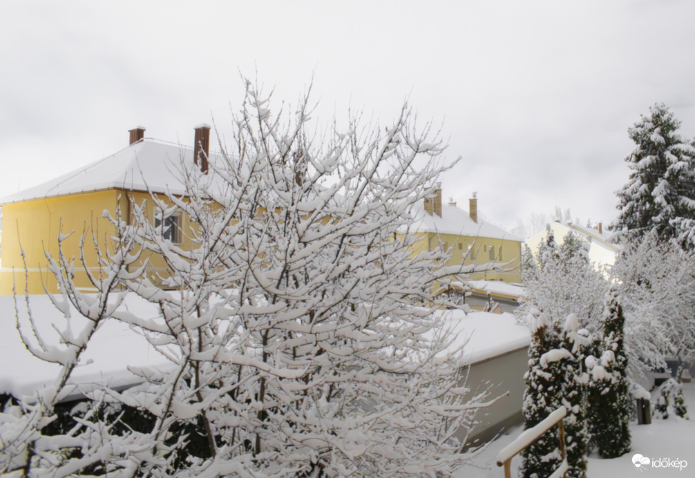 Havas reggel a Mátra lábánál