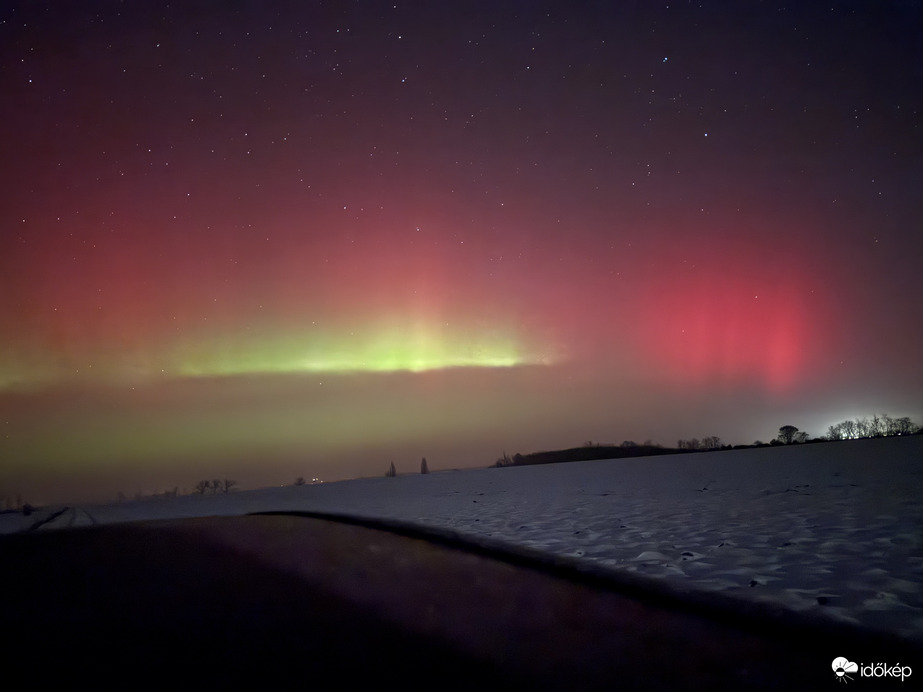 Sarki fény - Magyaratád